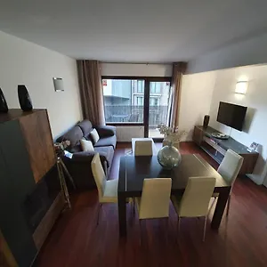 https://duplex-a-pie-del-telecabina-de-la-massana.andorra-la-vella-hotels.net